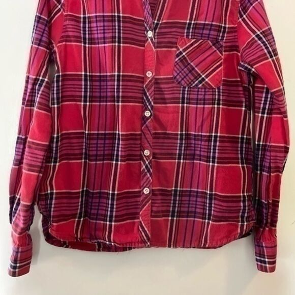 Women’s Flannel American Outfitters button down size Small pink, red & blue - Picture 2 of 8